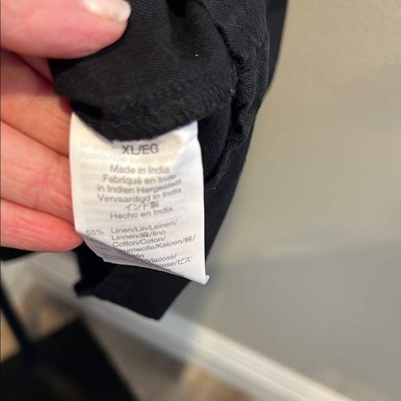 Black Button-Down Dress - Picture 3 of 3